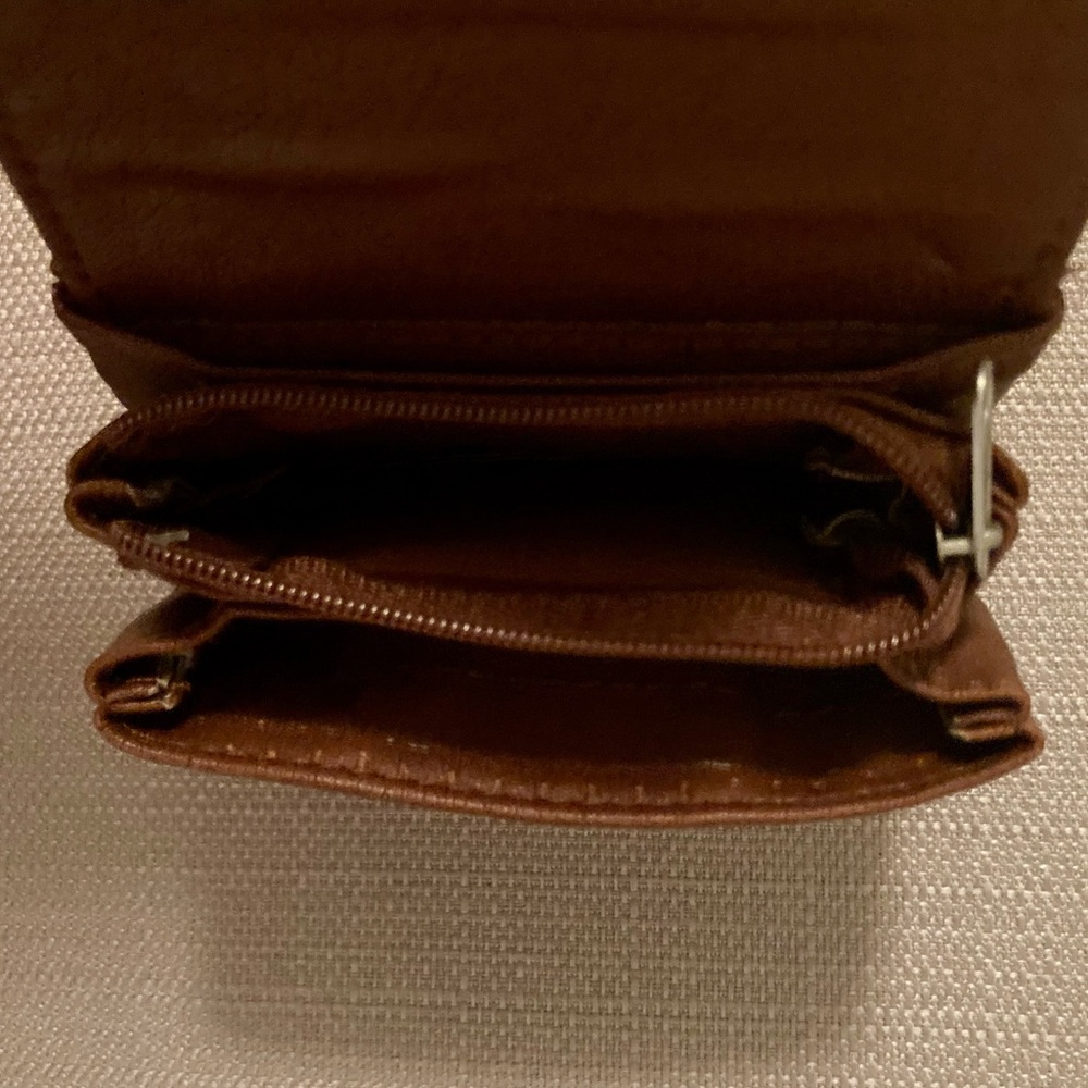 Mudd Wristlet & Wallet Set - Picture 3 of 7